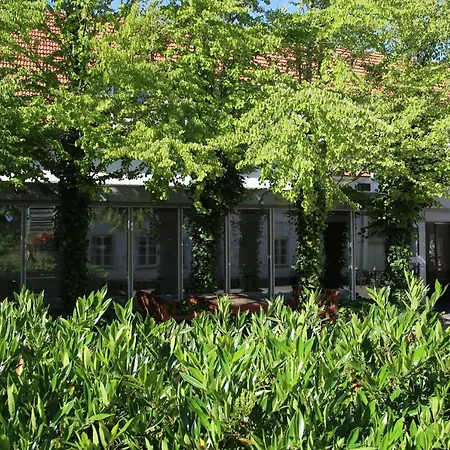 Hotell Tune Kursuscenter